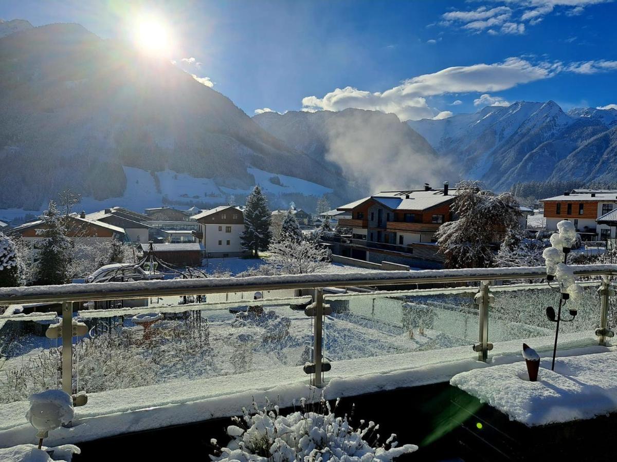 Hotel Garni Pinzgau, Fabian Huettl Neukirchen am Großvenediger Exterior photo